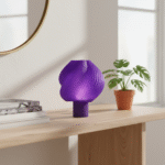 Abajur Roxo – Design Moderno com Efeito Luminoso Sofisticado