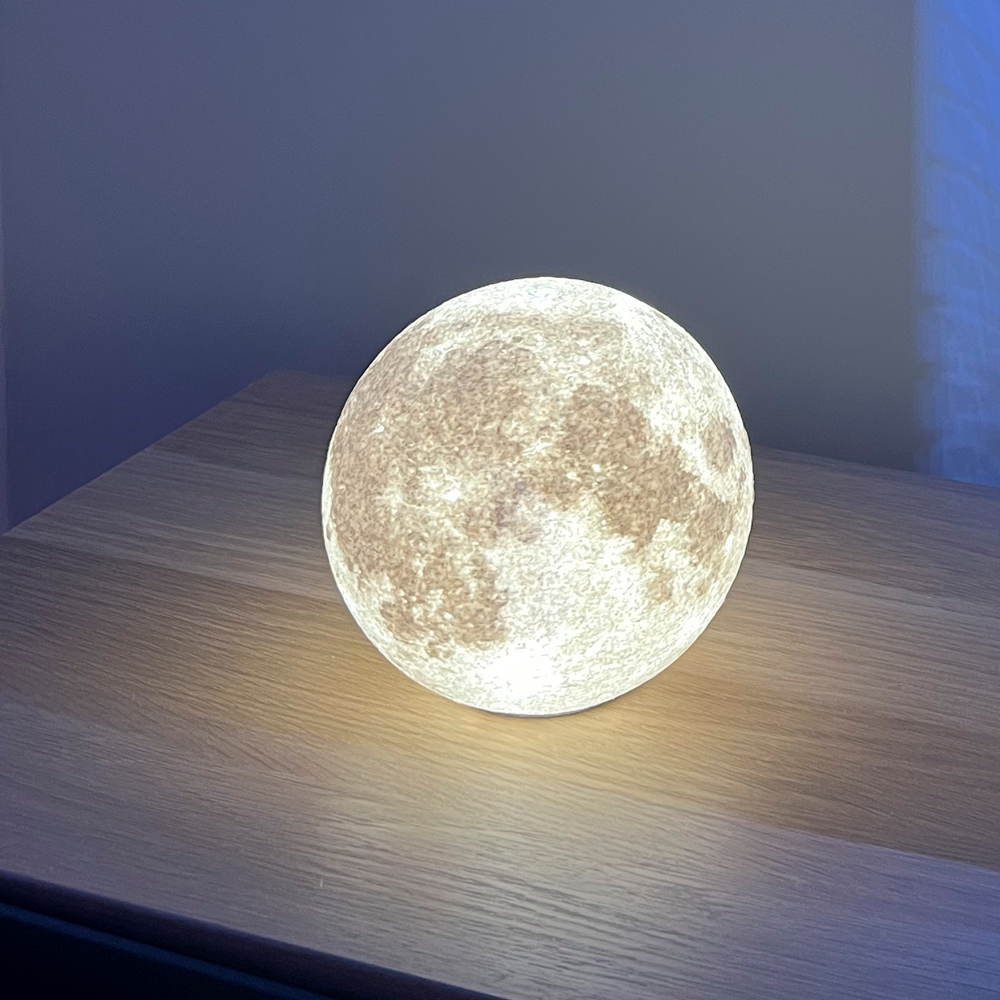 Luminária Lua Realista “Aurora Lunar” – 3D Moon Lamp | Rossetto Studio