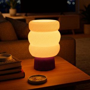 Luminária Twist Glow – Design Espiral Suave | Iluminação Quente | Rossetto Studio